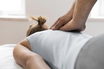 Massage Roanne, Le Coteau. Le Shiatsu, un massage bien-être qui soulage les douleurs physiques et psychiques